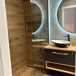 Boho #basen#sauna#silownia#garaz * 科沃布热格